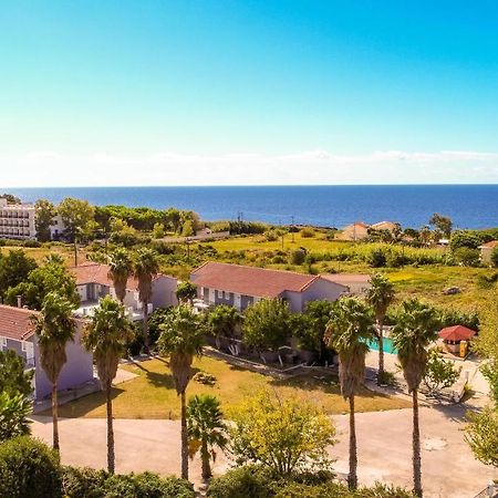 Blue Horizon Hotel Svoronata Luaran gambar
